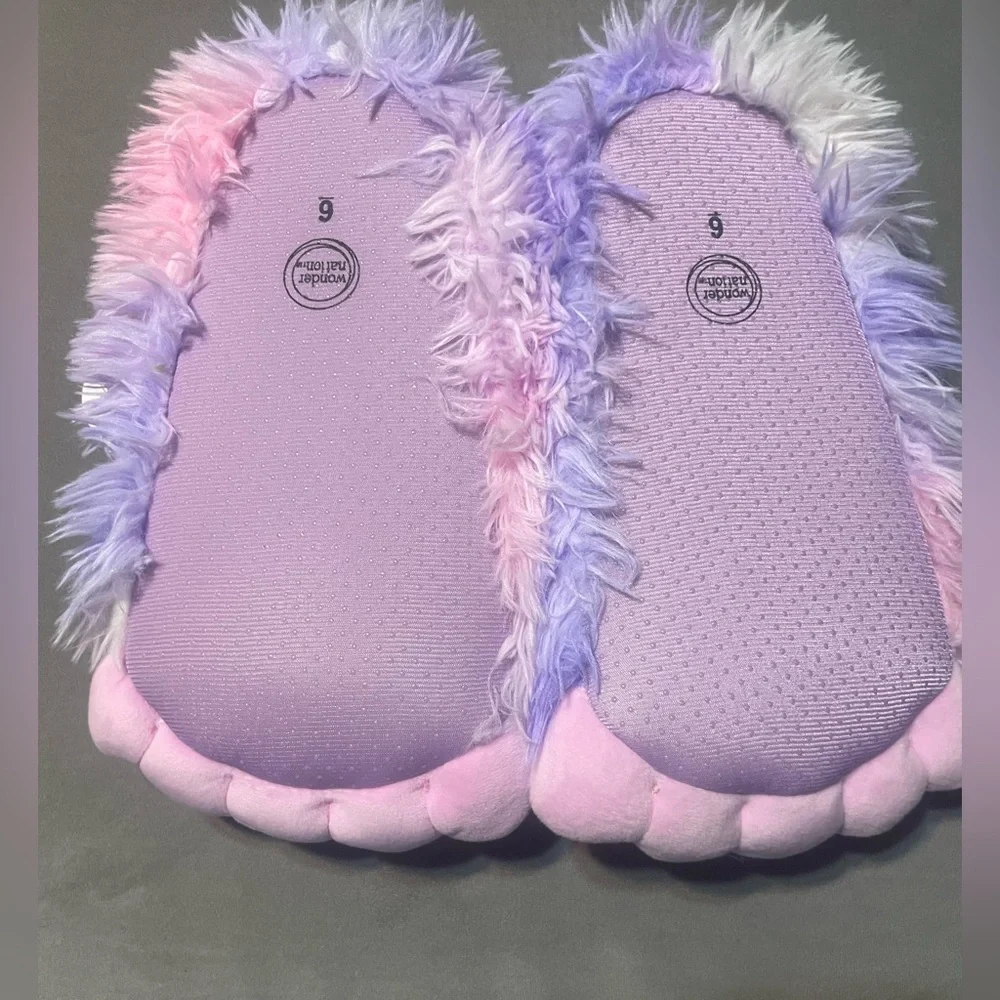 Wonder Nation Yeti Foot Slippers Girls Size 6 Purple Pink  Plush House Shoes NWT